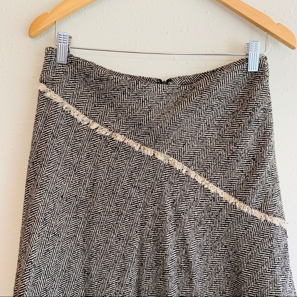 DKNY Asymmetrical Tweed Wool Beige Black Women’s Skirt Size 4 NWT - Picture 3 of 7